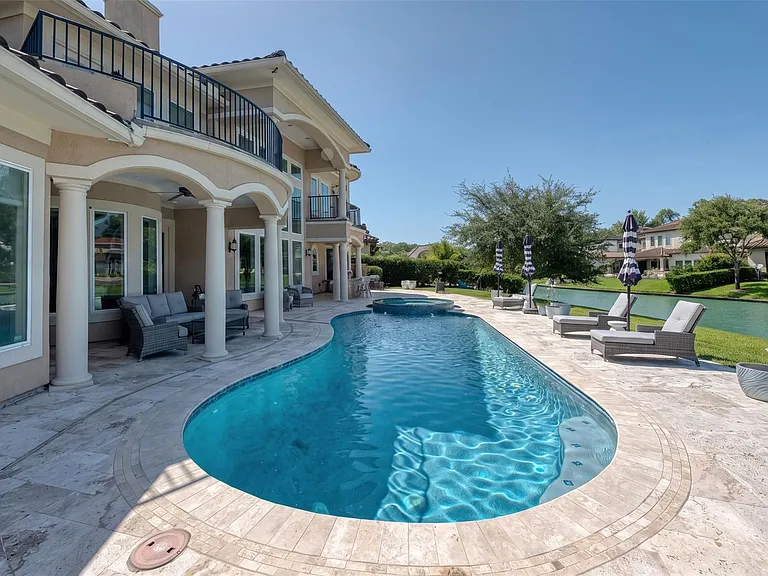 5623 Waters Landing Ln — Photo 42
