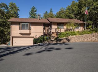 20601 Live Oak Ln, Pine Grove, CA 95665