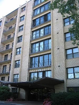1st image of 4601 W Touhy Ave APT 606