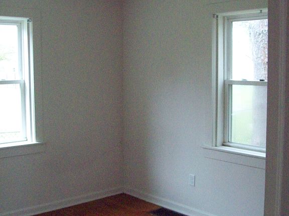 Bedroom 1 (1st floor)