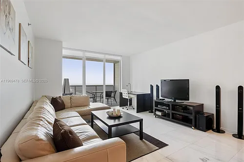 1830 S Ocean Dr #3211 Photo 1