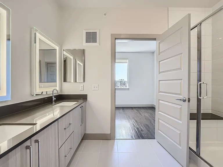 Station A Apartments — Photo 25