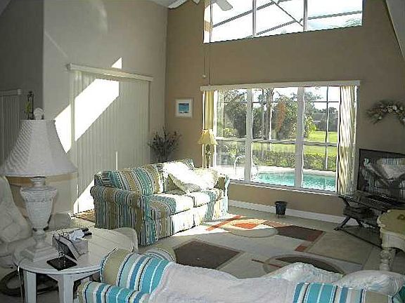 5th image of 1901 Willow Wood Dr