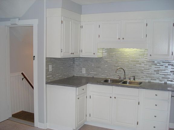 New Backsplash & Counter