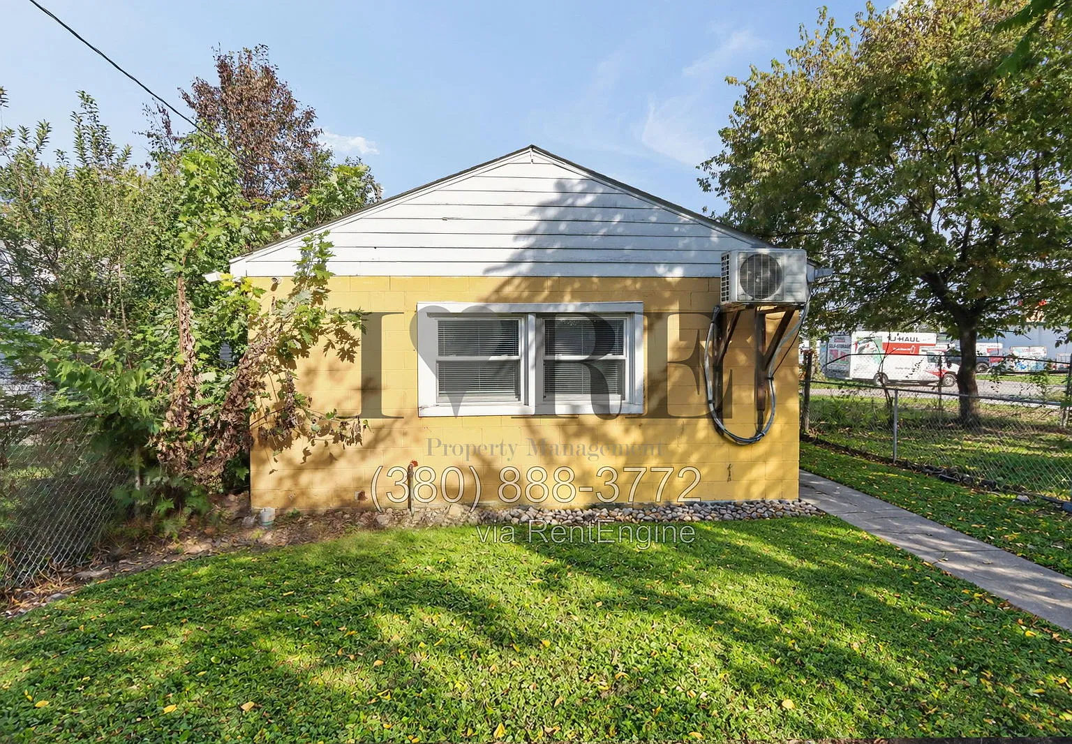 Studio, 1.0 bath, 304 sqft, $595 — Photo 3