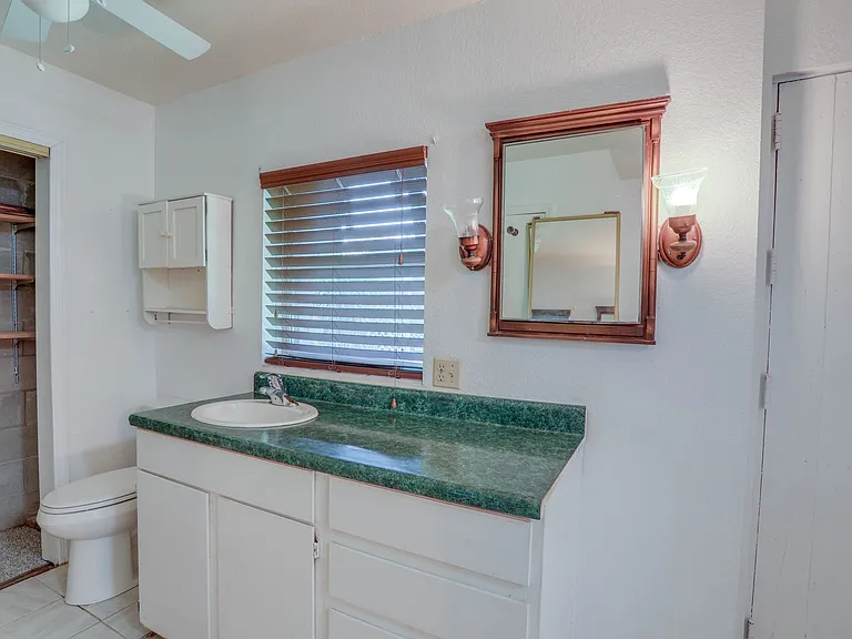 2960 Leslie Dr — Photo 20