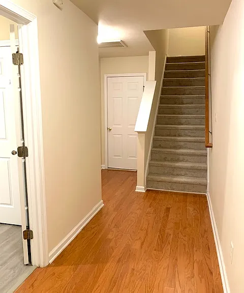 3857 Cary Glen Blvd — Photo 3