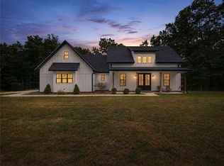 15747 Goldfinch Rd, Gravette, AR 72736