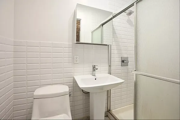 Rented by Douglas Elliman | media 19