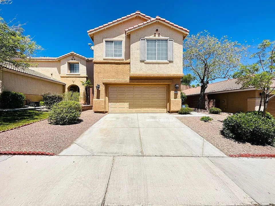 11112 Gateview Ln
