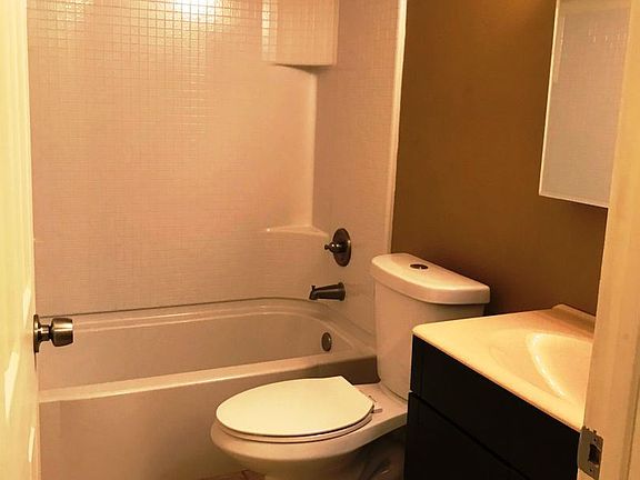 3rd image of 8842 Royal Manor Dr #8428710