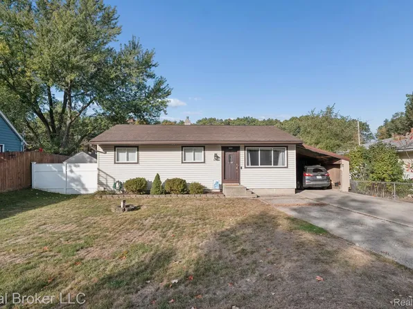 694 Ferndale Ave, Lake Orion, MI 48362