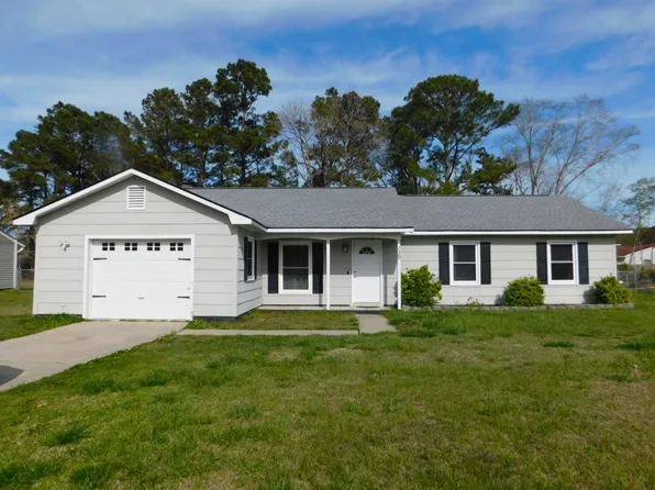 139 Morris Ct, Havelock, NC 28532