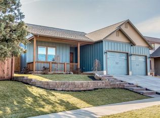 20679 NE Boulderfield Ave, Bend, OR 97701