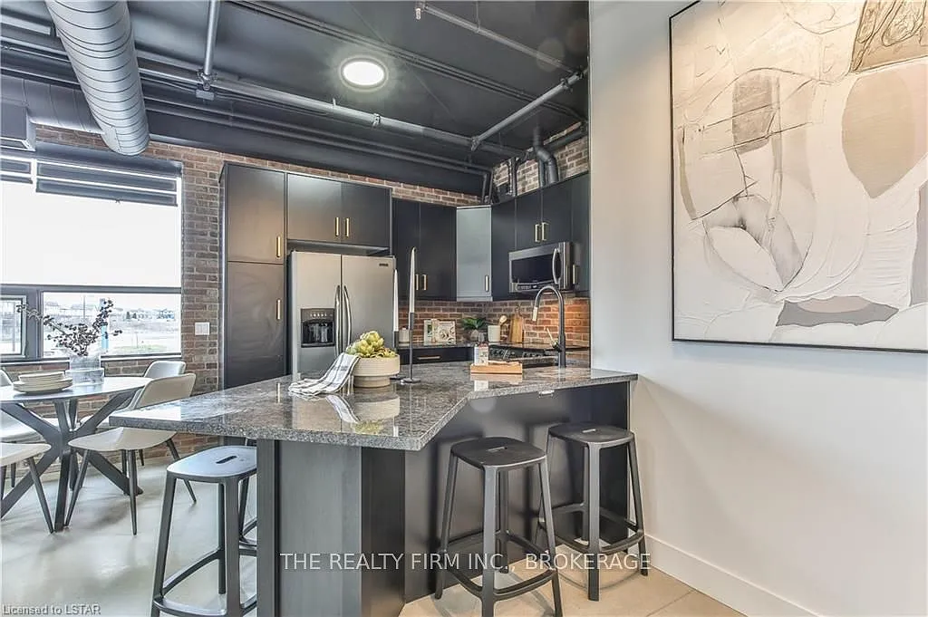 2 bed, $3,100 — Photo 3