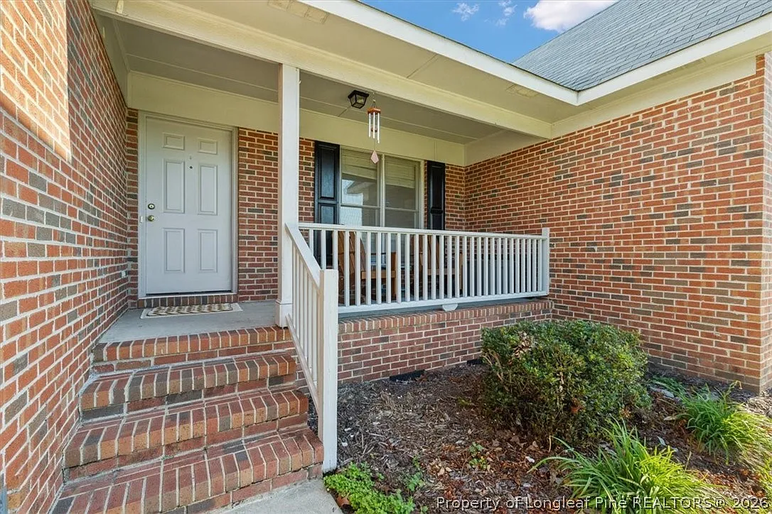 3 bed, 2.0 bath, 1231 sqft, $1,500 — Photo 2