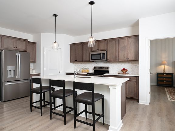 Middleton Farms - Forrest Interior Image 2