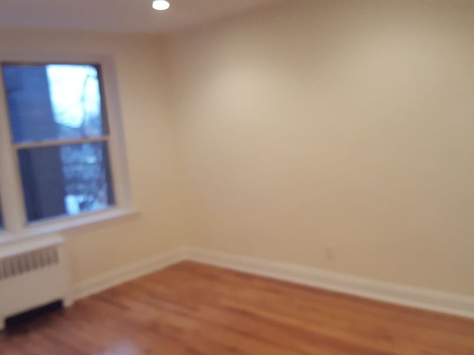 1st image of 3324 77th St APT 3A