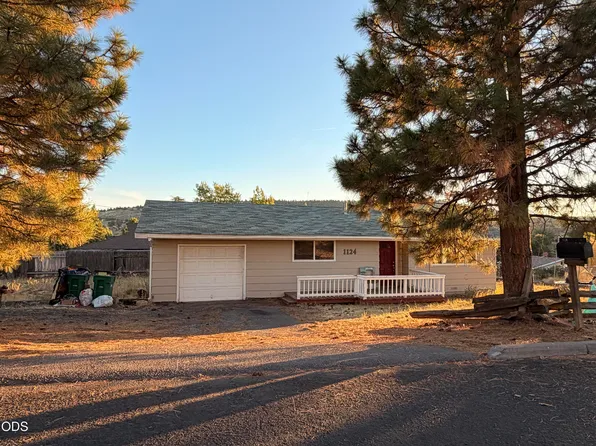 1124 N 7th St, Klamath Falls, OR 97601