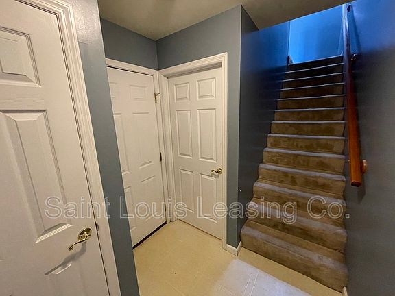 3rd image of 36 Watson Mill Ct
