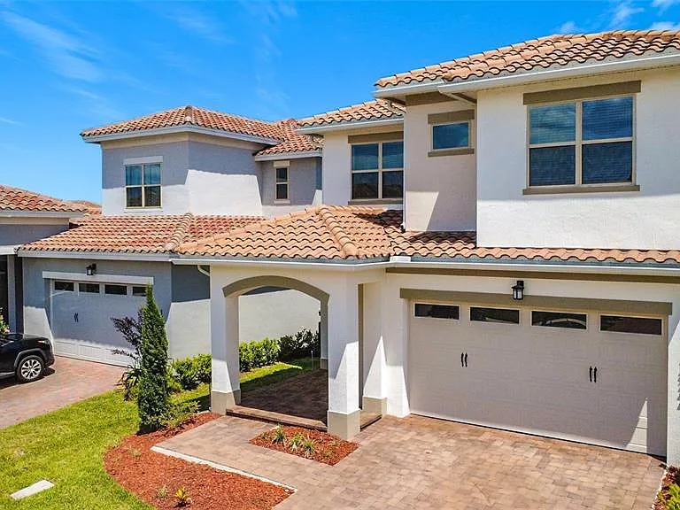13244 Winterton Ln — Photo 3