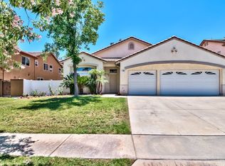 700 Rembrandt Cir, Corona, CA 92882