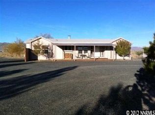 5285 Lemon St, Silver Springs, NV 89429