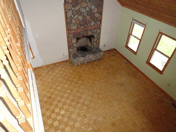 5th image of 1550 Aspen Ln