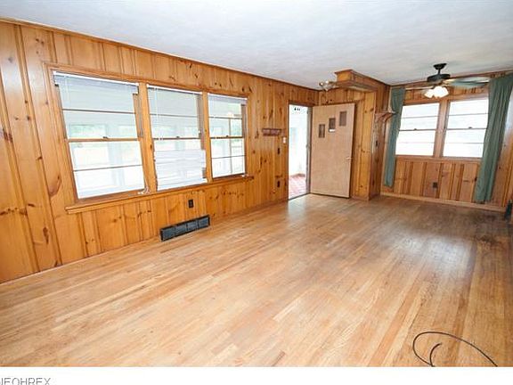4th image of 6631 Thornbrook Ave