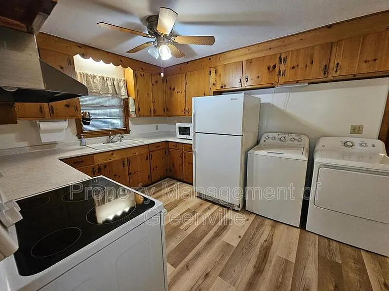 400 Berea Dr — Photo 12