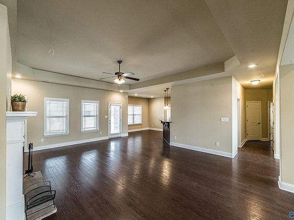 5th image of 110 Prairie Knoll Cir