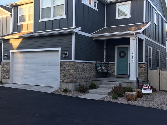 2nd image of 13037 S Old Pine Ct