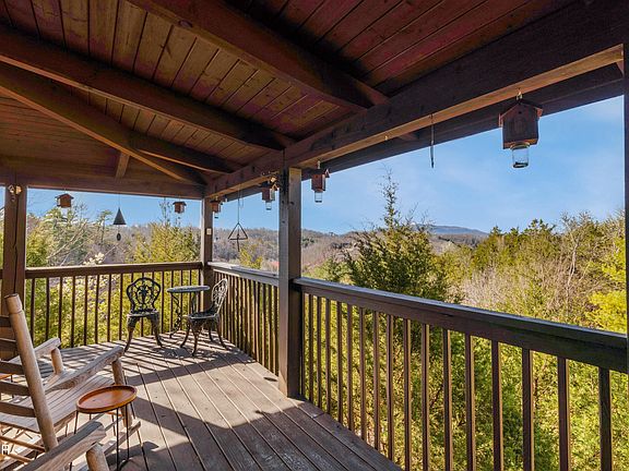 2nd image of 2028 Eagle Feather Dr