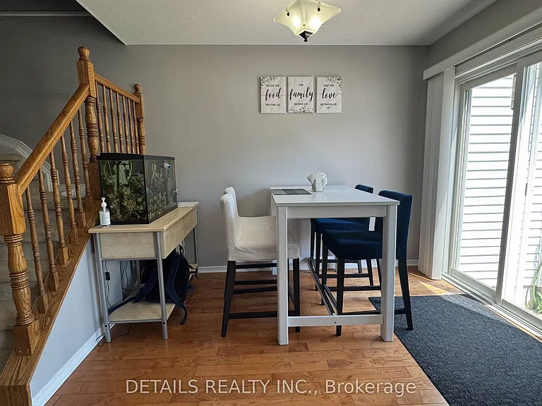 131 Markland Cres — Photo 6