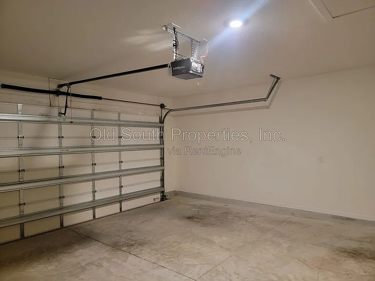 8772 Schooner Ln — Photo 11