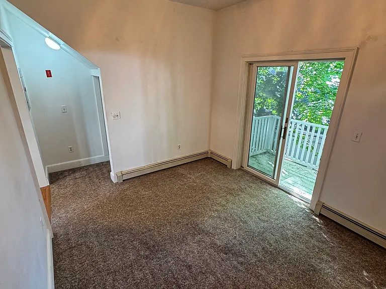 683 State St #4 — Photo 9