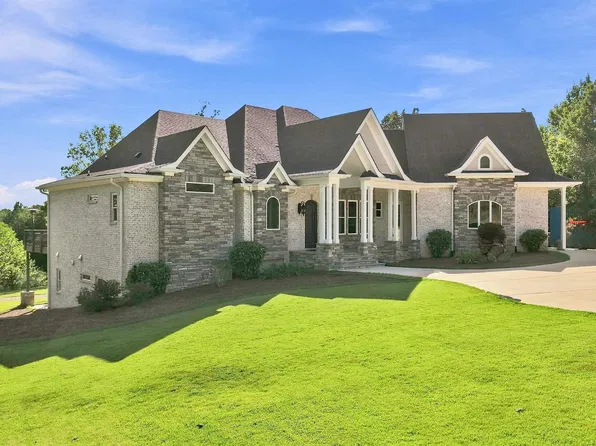 8287 Bluff Ridge Rd, Bessemer, AL 35022