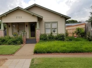 1711 Hayes St, Wichita Falls, TX 76309