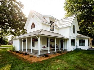 12274 N Seth Ward Rd, Syracuse, IN 46567