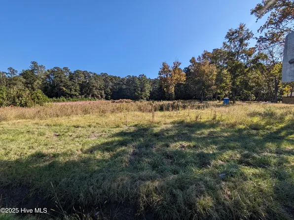 929 Hickman Road, Tabor City, NC 28463
