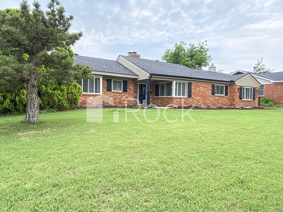 3308 NW 60th St