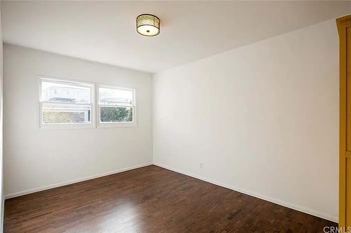 1510 Voorhees Ave — Photo 15