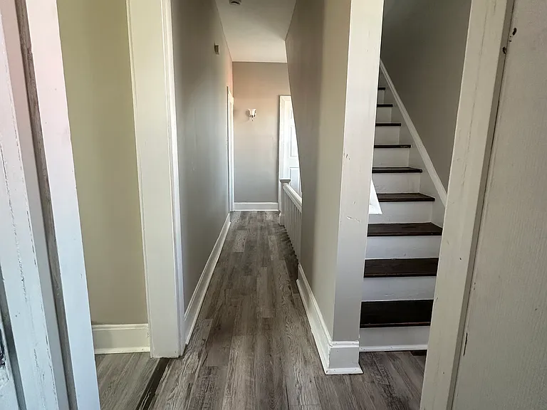 252 Parkway Ave #2 — Photo 16