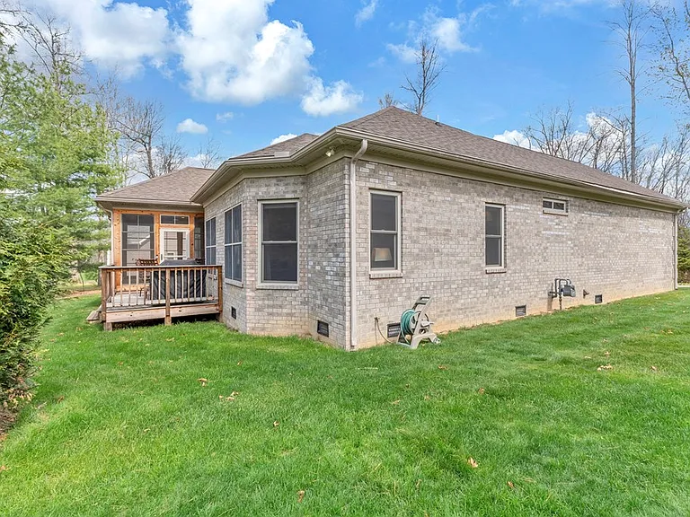 109 Fox Pen Way — Photo 17