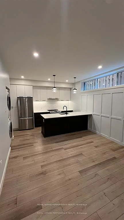 2 bed, $2,000 — Photo 4