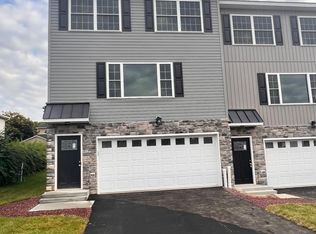 544 Heckman Ave, Nazareth, PA 18064