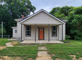 804 W State St, Veedersburg, IN 47987