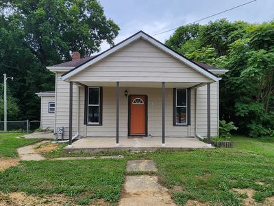 804 W State St, Veedersburg, IN, 47987