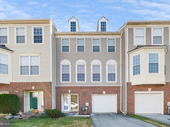 713 W Oakmeade Dr, Wilmington, DE 19810