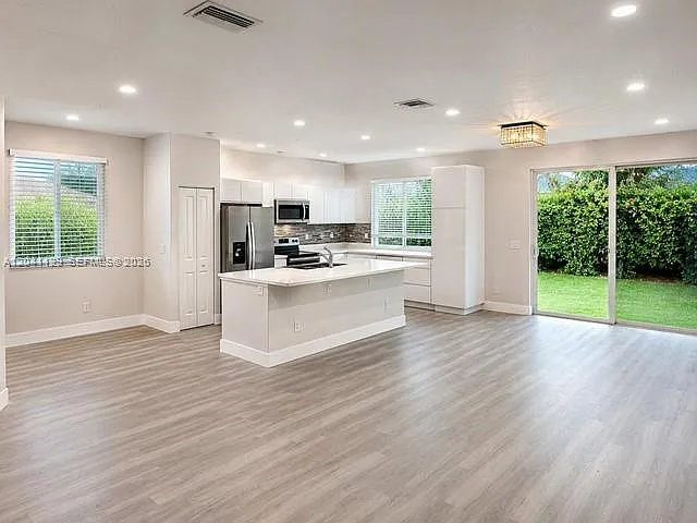 1528 Salerno Cir